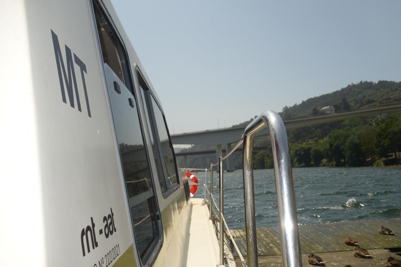 Готель Douro Houseboats Марку-ді-Канавезиш Екстер'єр фото