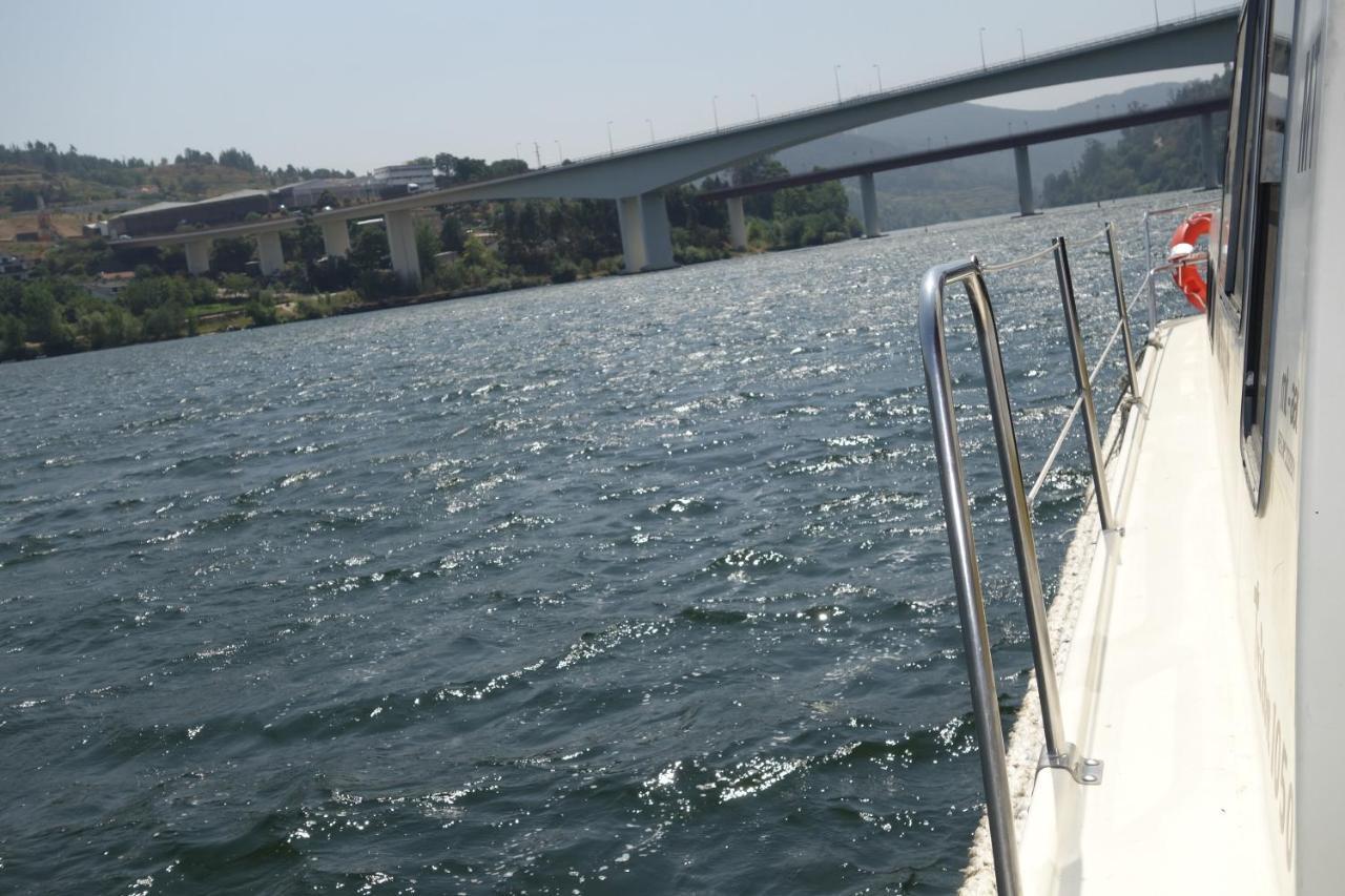Готель Douro Houseboats Марку-ді-Канавезиш Екстер'єр фото